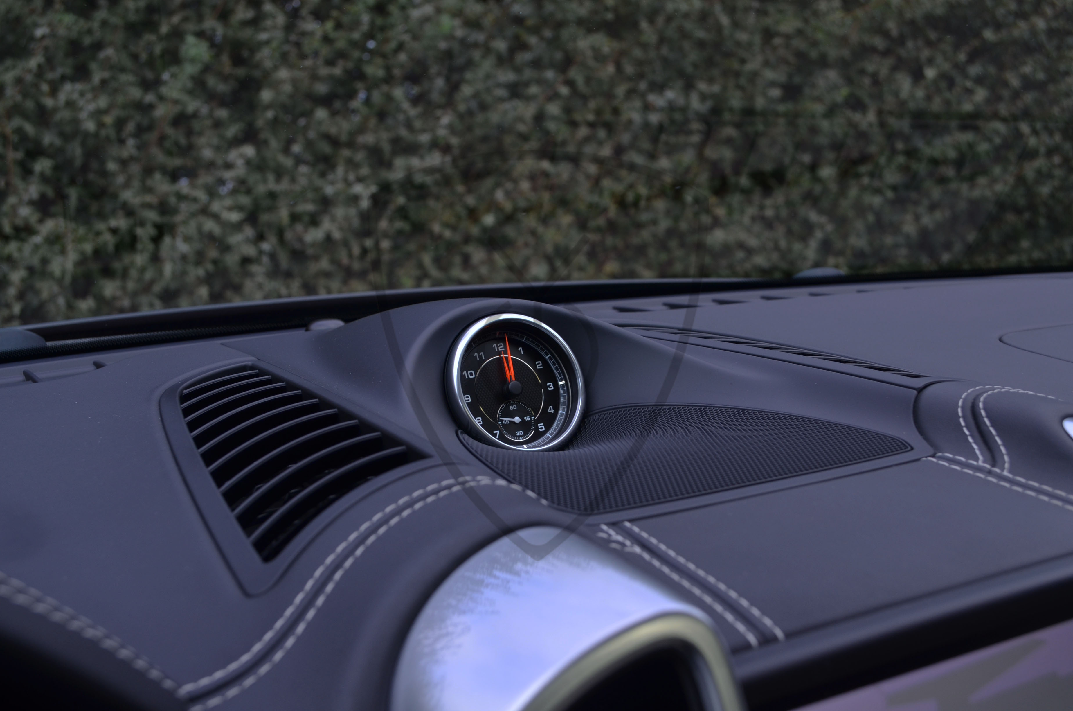 PORSCHE CAYENNE — image 5